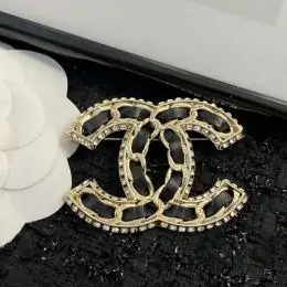 chanel brooches pour femme s_12341b6